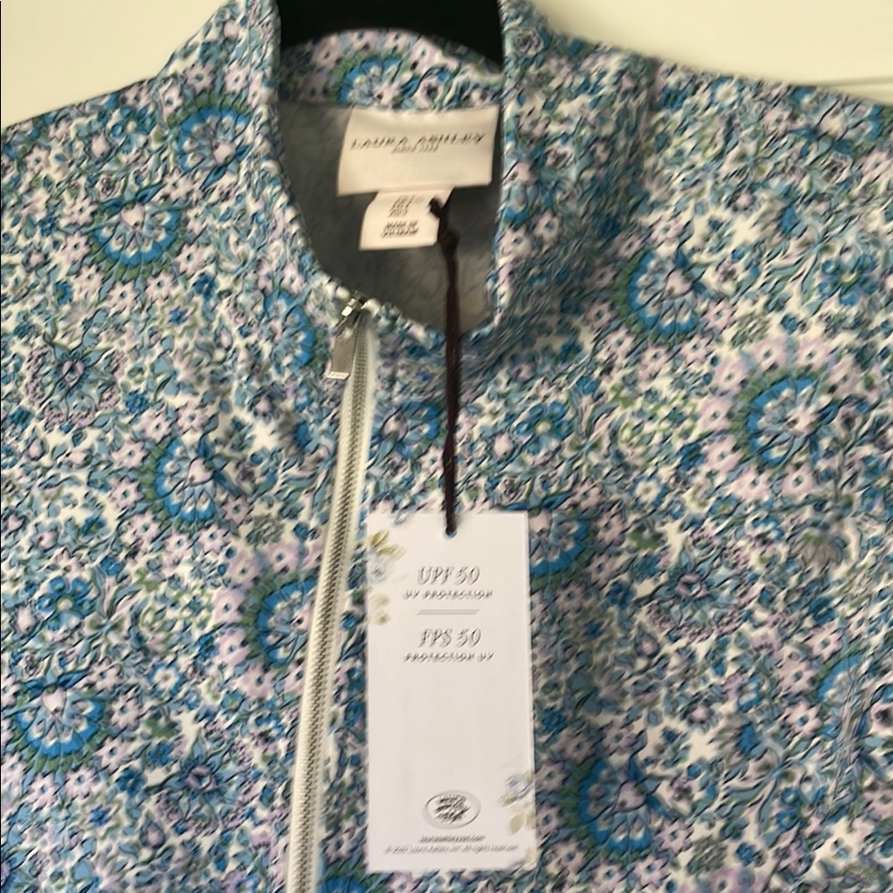 NWT Laura Ashley Rash guard UPF Swim Top Size Large Blue Paisley Boho Print - Picture 2 of 4